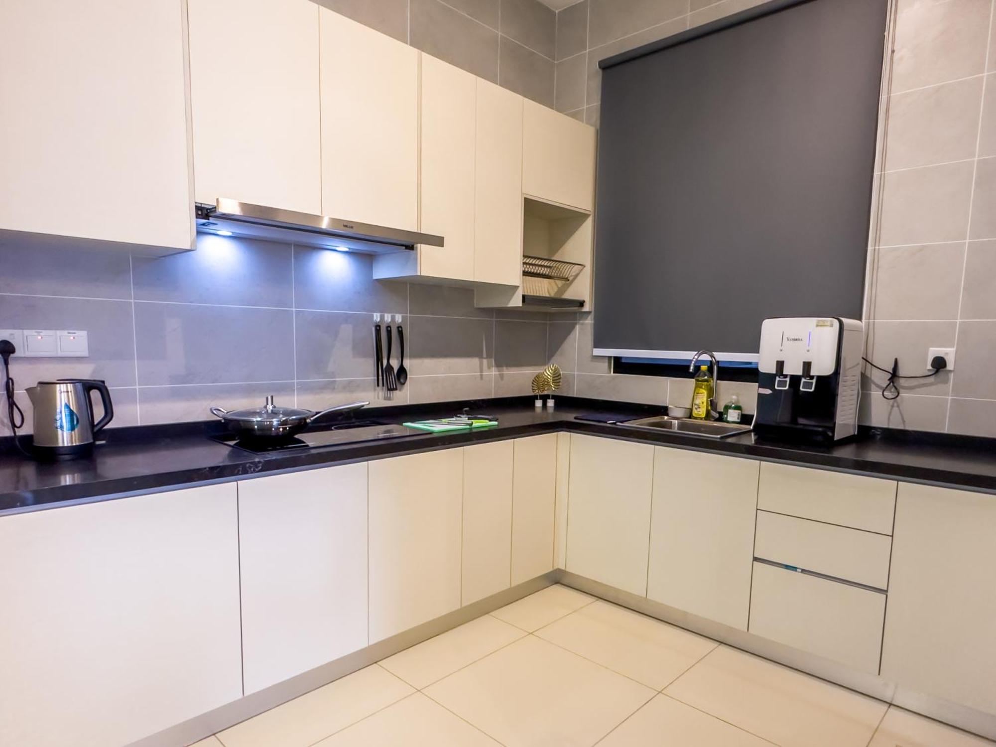 Twin Tower Residence By Nest Home【5 Mins Walk To Ciq】 Τζόχορ Μπάχρου Εξωτερικό φωτογραφία